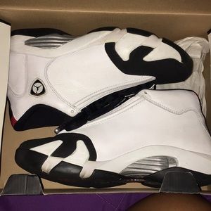 Air Jordan 14 Retro “Black Toe”